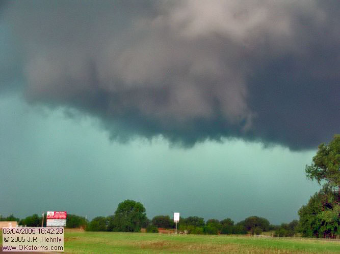 June 4, 2005 - South-central Oklahoma, Marlow Tornado 20050604_184228_std.jpg