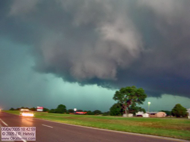 June 4, 2005 - South-central Oklahoma, Marlow Tornado 20050604_184259_std.jpg