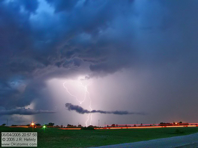 June 4, 2005 - South-central Oklahoma, Marlow Tornado 20050604_205758_std.jpg