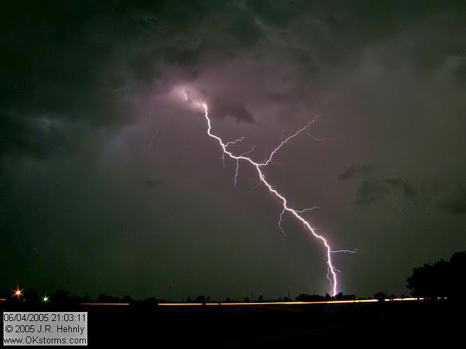 June 4, 2005 - South-central Oklahoma, Marlow Tornado 20050604_210311_std.jpg