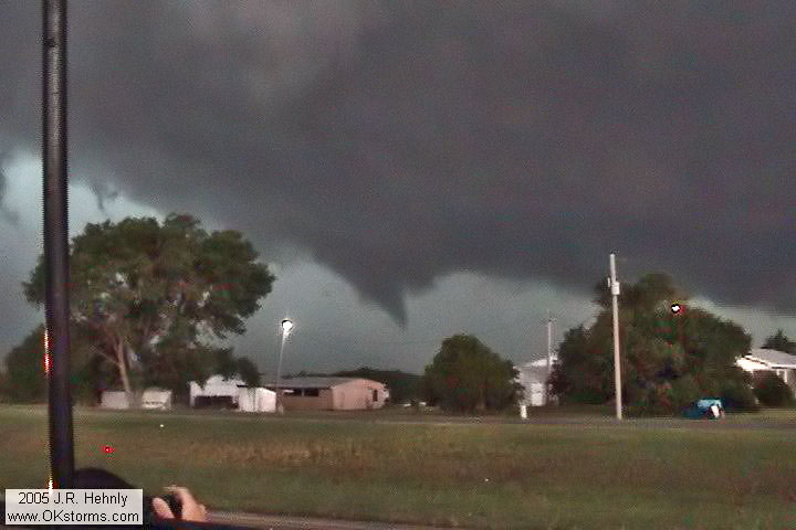 June 4, 2005 - South-central Oklahoma, Marlow Tornado 20050604_vid02_std.jpg