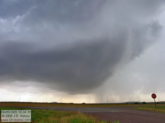 June 5, 2005 - Southwest Oklahoma, Snyder Tornado 20050605_183439_std.jpg