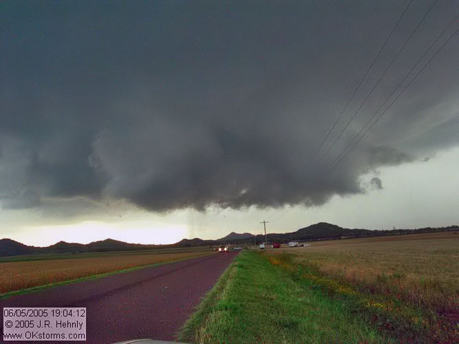 June 5, 2005 - Southwest Oklahoma, Snyder Tornado 20050605_190412_std.jpg