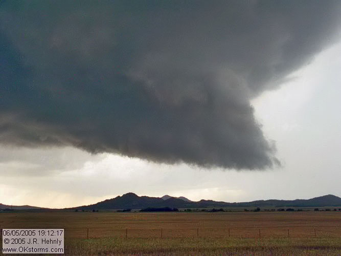 June 5, 2005 - Southwest Oklahoma, Snyder Tornado 20050605_191217_std.jpg