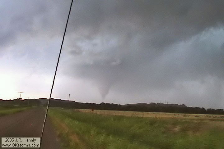 June 5, 2005 - Southwest Oklahoma, Snyder Tornado 20050605_vid01_std.jpg
