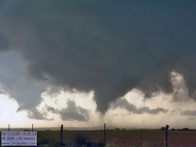 June 12, 2005 - Kent County, Texas Tornados 20050612_180524_std.jpg