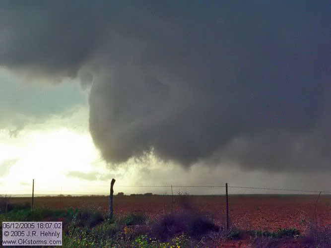 June 12, 2005 - Kent County, Texas Tornados 20050612_180702_std.jpg