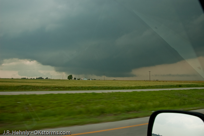 Wall cloud northwest of Hennessy, OK.