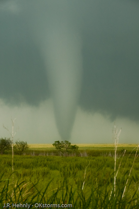 New tornado northeast of Hennessy, OK.