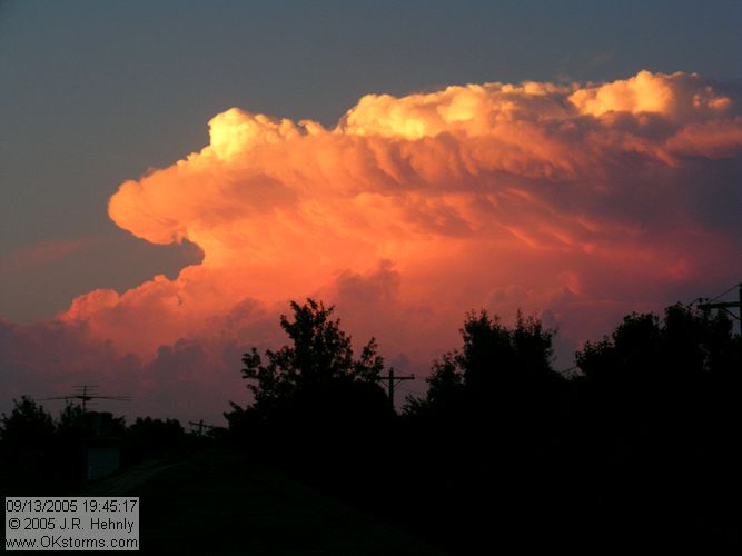 September 13, 2005 - Rooftop Chase 20050913_194517_std.jpg