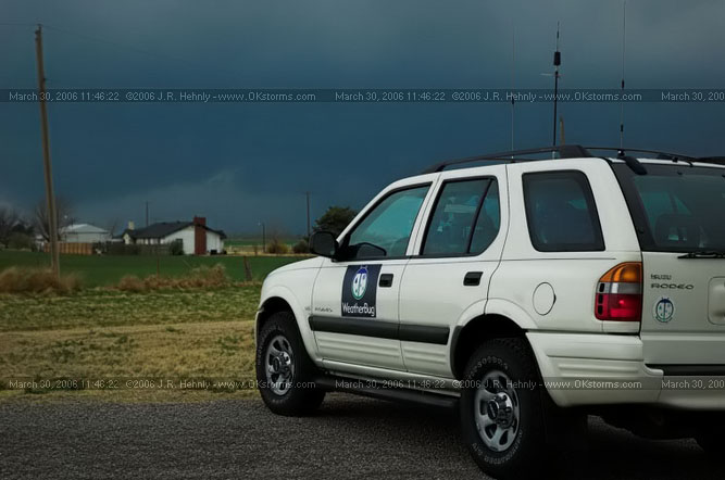 March 30, 2006 - Oklahoma and Kansas Chase I-40 at exit 101, looking west as storms develop - 20060330_114622.jpg