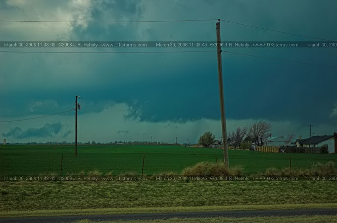 March 30, 2006 - Oklahoma and Kansas Chase I-40 at exit 101, looking west as storms develop - 20060330_114845.jpg