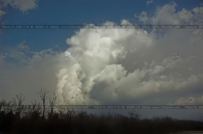 March 30, 2006 - Oklahoma and Kansas Chase US 400, 20 miles west of Buffalo, KS. No way to catch this fast moving storm. - 20060330_174148.jpg