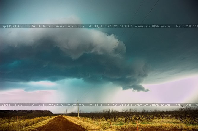 April 1, 2006 - Shamrock, Texas and Western Oklahoma 10 miles south of Sayre, OK - Storm becomes outflow dominant and cool air rushes out, cutting off inflow.
 - 20060401_171012.jpg