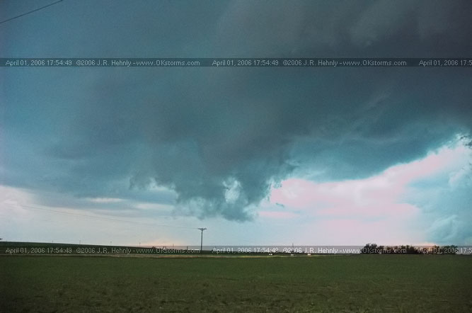 April 1, 2006 - Shamrock, Texas and Western Oklahoma 10 miles east-southeast of Sayre, OK - A forward-flank meso wraps up on the storm.
 - 20060401_175449.jpg