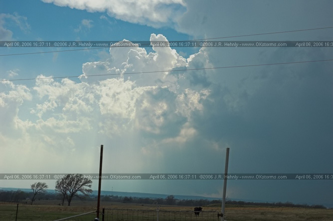 April 6, 2006 - Northeast Oklahoma and Southeast Kansas Southeast of Copan, OK - Tornado warned storm to our west, only a wall cloud is seen.
 - 20060406_163711.jpg