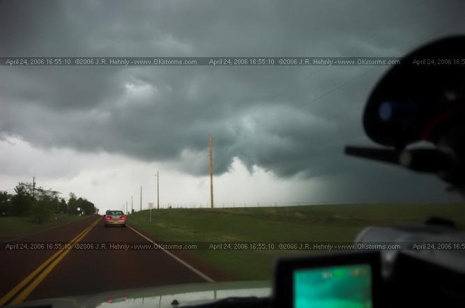 April 24, 2006 - North and Central Oklahoma, El Reno Tornado North of Perry, OK - More scary looking clouds.
 - 20060424_165510.jpg