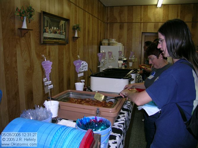May 28, 2005 - Wakita, Oklahoma - Twister Picnic 20050528_123127_std.jpg