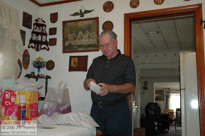 [#Beginning of Shooting Data Section]\nNikon D70s\nFocal Length: 27mm\nOptimize Image: \nColor Mode: Mode Ia (sRGB)\nLong Exposure NR: Off\n2006/03/26 15:16:31.1\nDigital Vari-Program: Auto\nWhite Balance: Auto\nTone Comp.: Auto\nCompressed RAW (12-bit)\nMetering Mode: Multi-Pattern\nAF Mode: AF-S\nHue Adjustment: 0\nImage Size: Large (3008 x 2000)\n1/60 sec - F/3.8\nFlash Sync Mode: Front Curtain\nSaturation: Normal\nExposure Comp.: 0 EV\nAuto Flash Mode: Built-in TTL\nSharpening: Auto\nLens: 18-70mm F/3.5-4.5 G\nSensitivity: ISO 400\nAuto Flash Comp: 0 EV\nImage Comment:                                     \n[#End of Shooting Data Section]