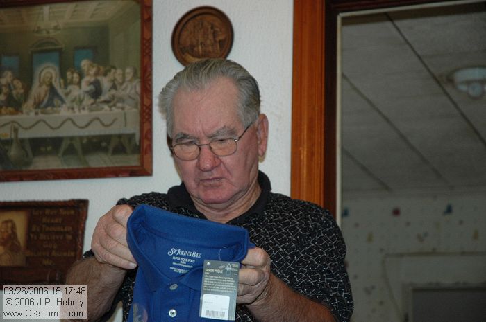 [#Beginning of Shooting Data Section]\nNikon D70s\nFocal Length: 70mm\nOptimize Image: \nColor Mode: Mode Ia (sRGB)\nLong Exposure NR: Off\n2006/03/26 15:17:48.1\nDigital Vari-Program: Auto\nWhite Balance: Auto\nTone Comp.: Auto\nCompressed RAW (12-bit)\nMetering Mode: Multi-Pattern\nAF Mode: AF-S\nHue Adjustment: 0\nImage Size: Large (3008 x 2000)\n1/60 sec - F/4.5\nFlash Sync Mode: Front Curtain\nSaturation: Normal\nExposure Comp.: 0 EV\nAuto Flash Mode: Built-in TTL\nSharpening: Auto\nLens: 18-70mm F/3.5-4.5 G\nSensitivity: ISO 400\nAuto Flash Comp: 0 EV\nImage Comment:                                     \n[#End of Shooting Data Section]