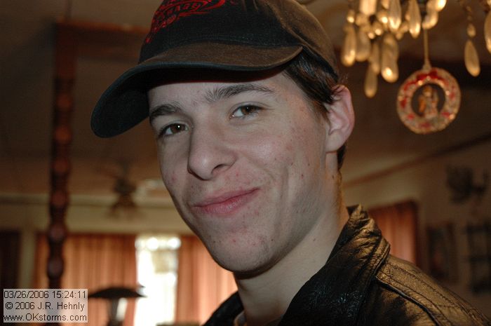 [#Beginning of Shooting Data Section]\nNikon D70s\nFocal Length: 35mm\nOptimize Image: \nColor Mode: Mode Ia (sRGB)\nLong Exposure NR: Off\n2006/03/26 15:24:11.9\nDigital Vari-Program: Auto\nWhite Balance: Auto\nTone Comp.: Auto\nCompressed RAW (12-bit)\nMetering Mode: Multi-Pattern\nAF Mode: AF-S\nHue Adjustment: 0\nImage Size: Large (3008 x 2000)\n1/60 sec - F/4.2\nFlash Sync Mode: Front Curtain\nSaturation: Normal\nExposure Comp.: 0 EV\nAuto Flash Mode: Built-in TTL\nSharpening: Auto\nLens: 18-70mm F/3.5-4.5 G\nSensitivity: ISO 400\nAuto Flash Comp: 0 EV\nImage Comment:                                     \n[#End of Shooting Data Section]