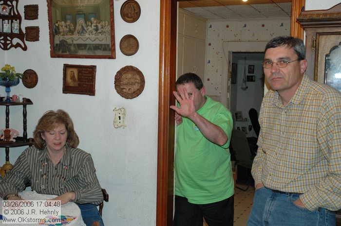 [#Beginning of Shooting Data Section]\nNikon D70s\nFocal Length: 31mm\nOptimize Image: \nColor Mode: Mode Ia (sRGB)\nLong Exposure NR: Off\n2006/03/26 17:04:48.7\nDigital Vari-Program: Auto\nWhite Balance: Auto\nTone Comp.: Auto\nCompressed RAW (12-bit)\nMetering Mode: Multi-Pattern\nAF Mode: AF-S\nHue Adjustment: 0\nImage Size: Large (3008 x 2000)\n1/60 sec - F/4\nFlash Sync Mode: Front Curtain\nSaturation: Normal\nExposure Comp.: 0 EV\nAuto Flash Mode: Built-in TTL\nSharpening: Auto\nLens: 18-70mm F/3.5-4.5 G\nSensitivity: ISO 400\nAuto Flash Comp: 0 EV\nImage Comment:                                     \n[#End of Shooting Data Section]