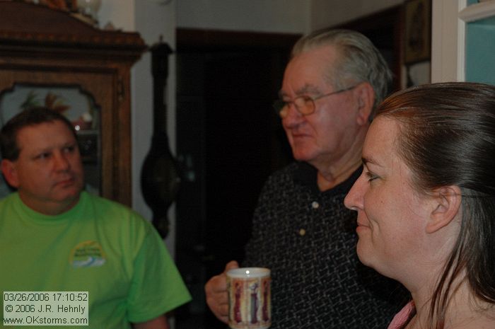 [#Beginning of Shooting Data Section]\nNikon D70s\nFocal Length: 44mm\nOptimize Image: \nColor Mode: Mode Ia (sRGB)\nLong Exposure NR: Off\n2006/03/26 17:10:52\nDigital Vari-Program: Auto\nWhite Balance: Auto\nTone Comp.: Auto\nCompressed RAW (12-bit)\nMetering Mode: Multi-Pattern\nAF Mode: AF-S\nHue Adjustment: 0\nImage Size: Large (3008 x 2000)\n1/60 sec - F/4.5\nFlash Sync Mode: Front Curtain\nSaturation: Normal\nExposure Comp.: 0 EV\nAuto Flash Mode: Built-in TTL\nSharpening: Auto\nLens: 18-70mm F/3.5-4.5 G\nSensitivity: ISO 400\nAuto Flash Comp: 0 EV\nImage Comment:                                     \n[#End of Shooting Data Section]